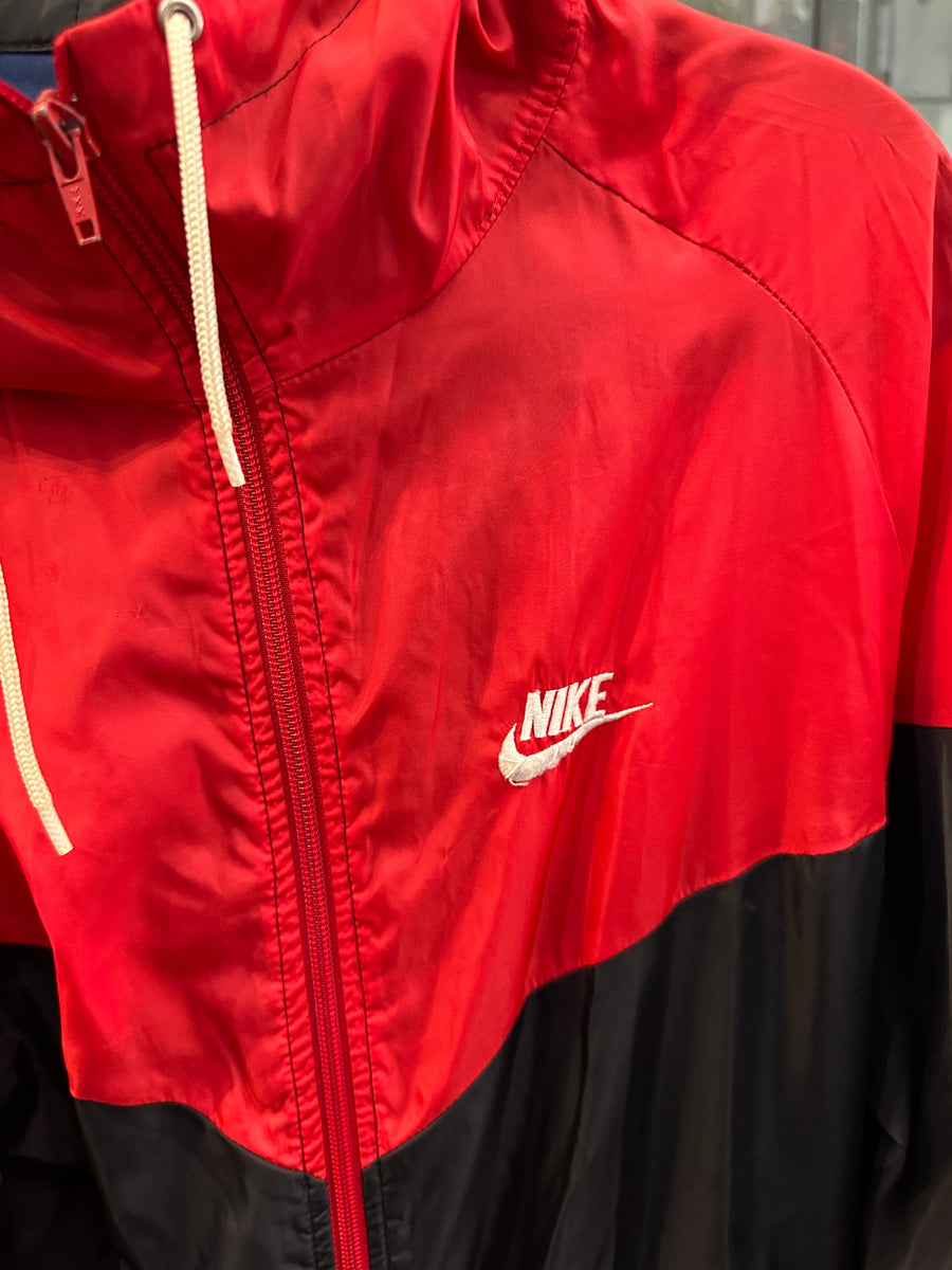 Nike Windbreaker (Red) – Senseless