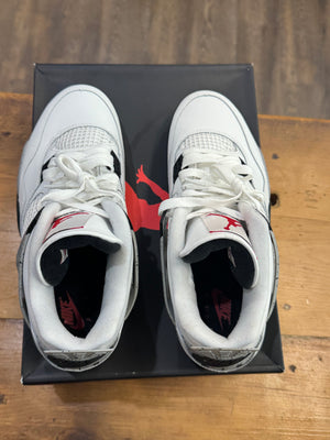 Air Jordan 4 “White Cement” Size 10