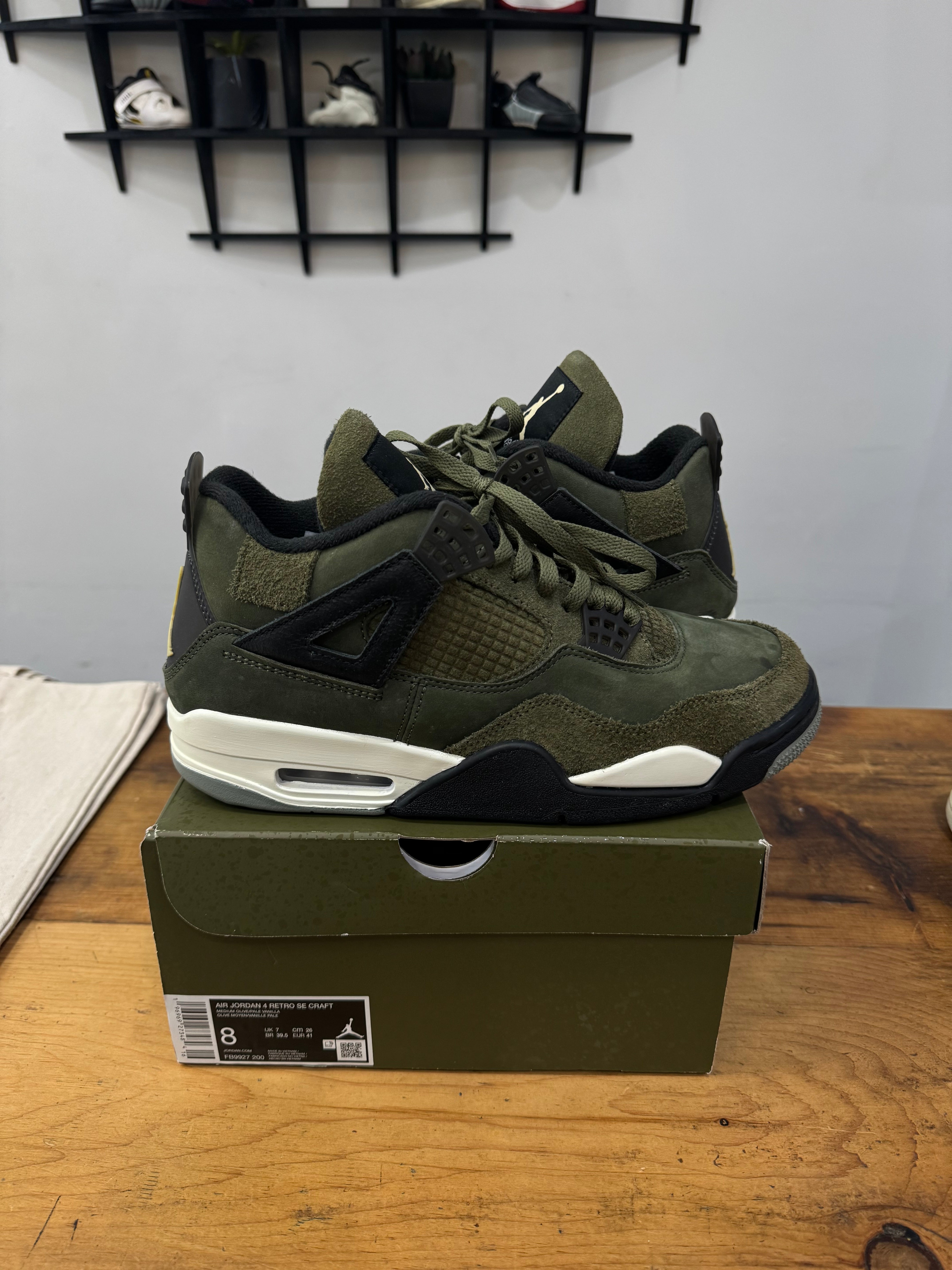 Air Jordan 4 “Craft Medium Olive” Size 8