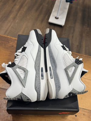 Air Jordan 4 “White Cement” Size 10