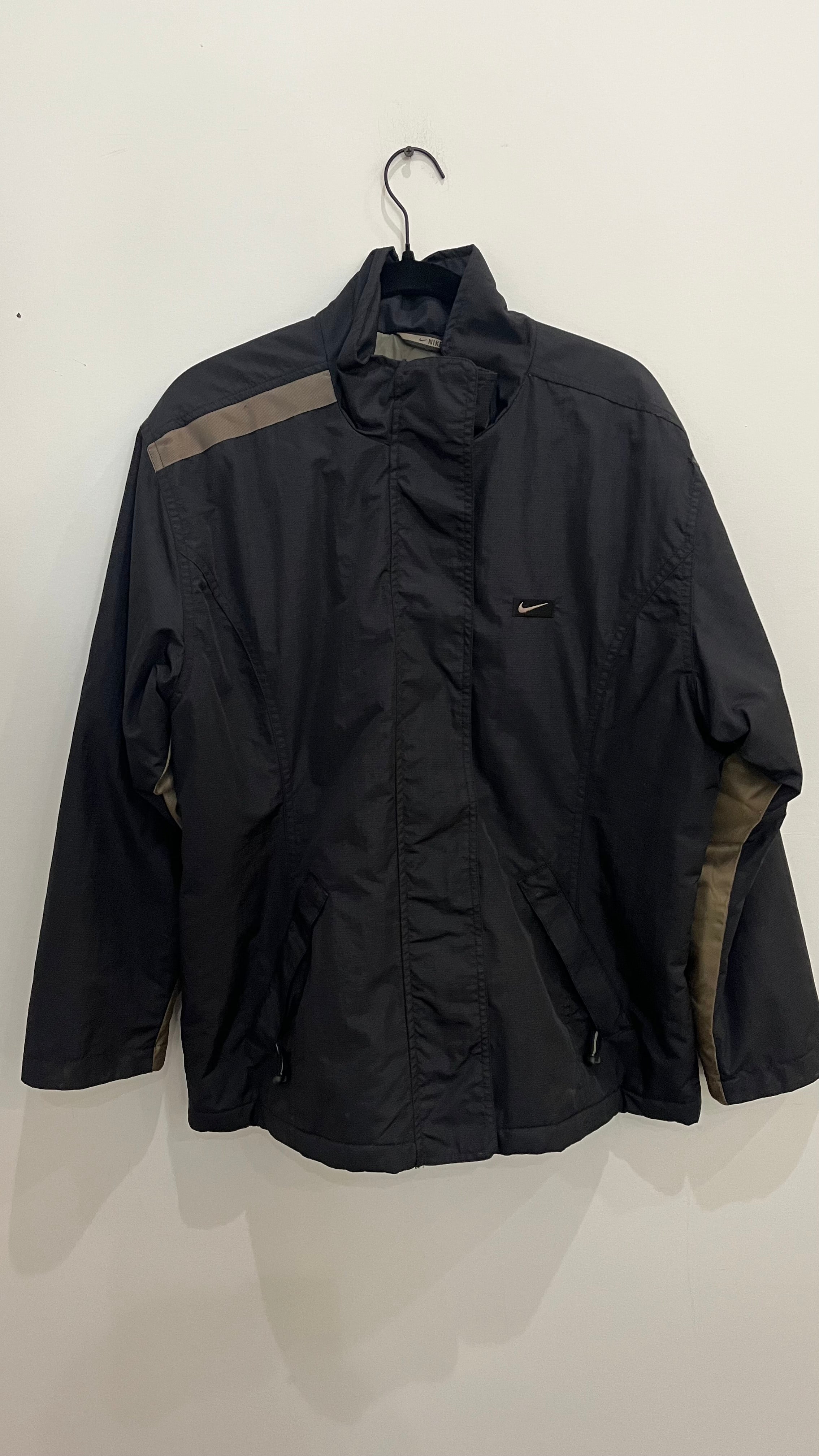 Nike Check Jacket / Size M