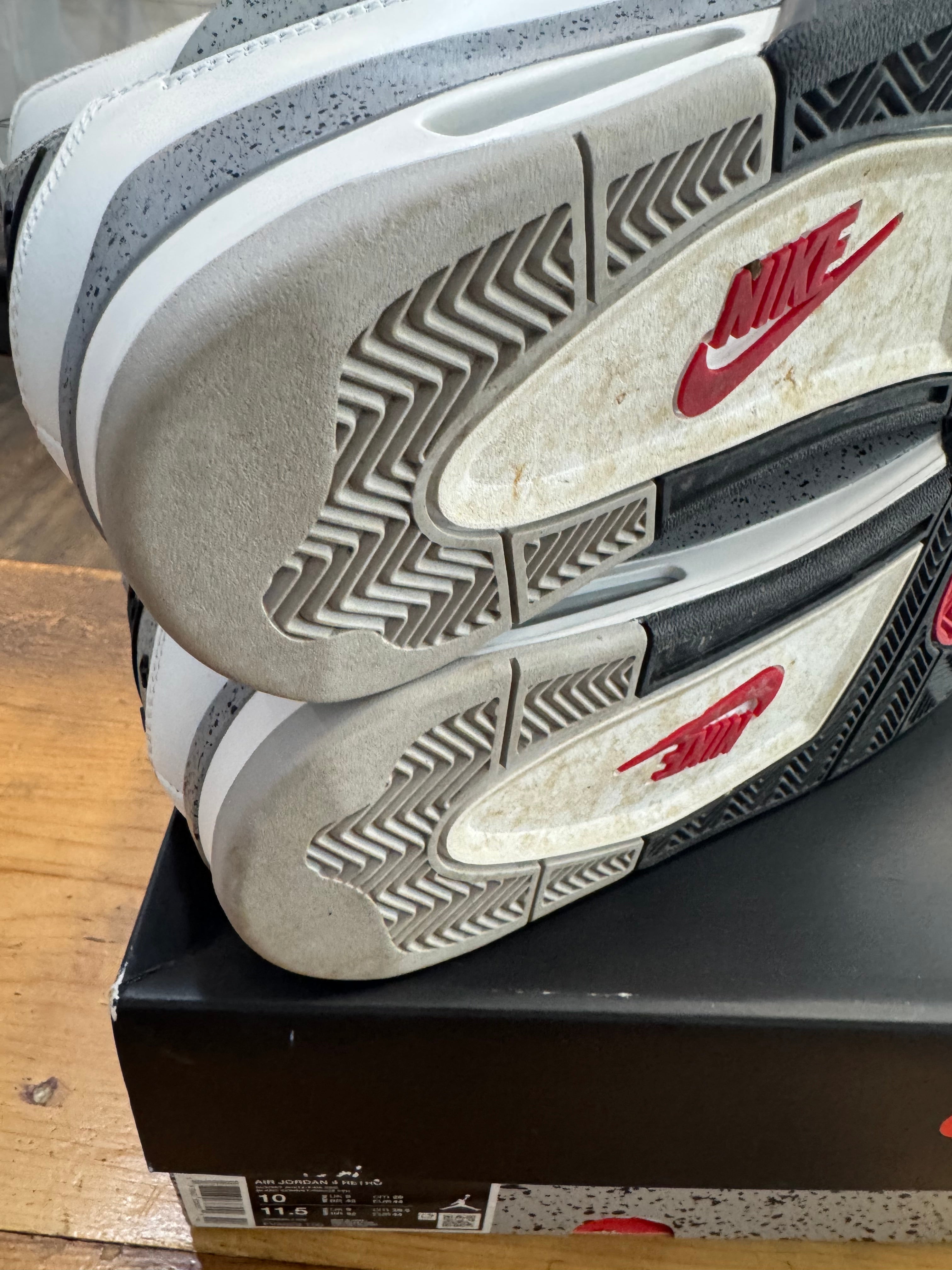 Air Jordan 4 “White Cement” Size 10