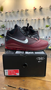 Nike Lebron 7 “Christmas” Size 11