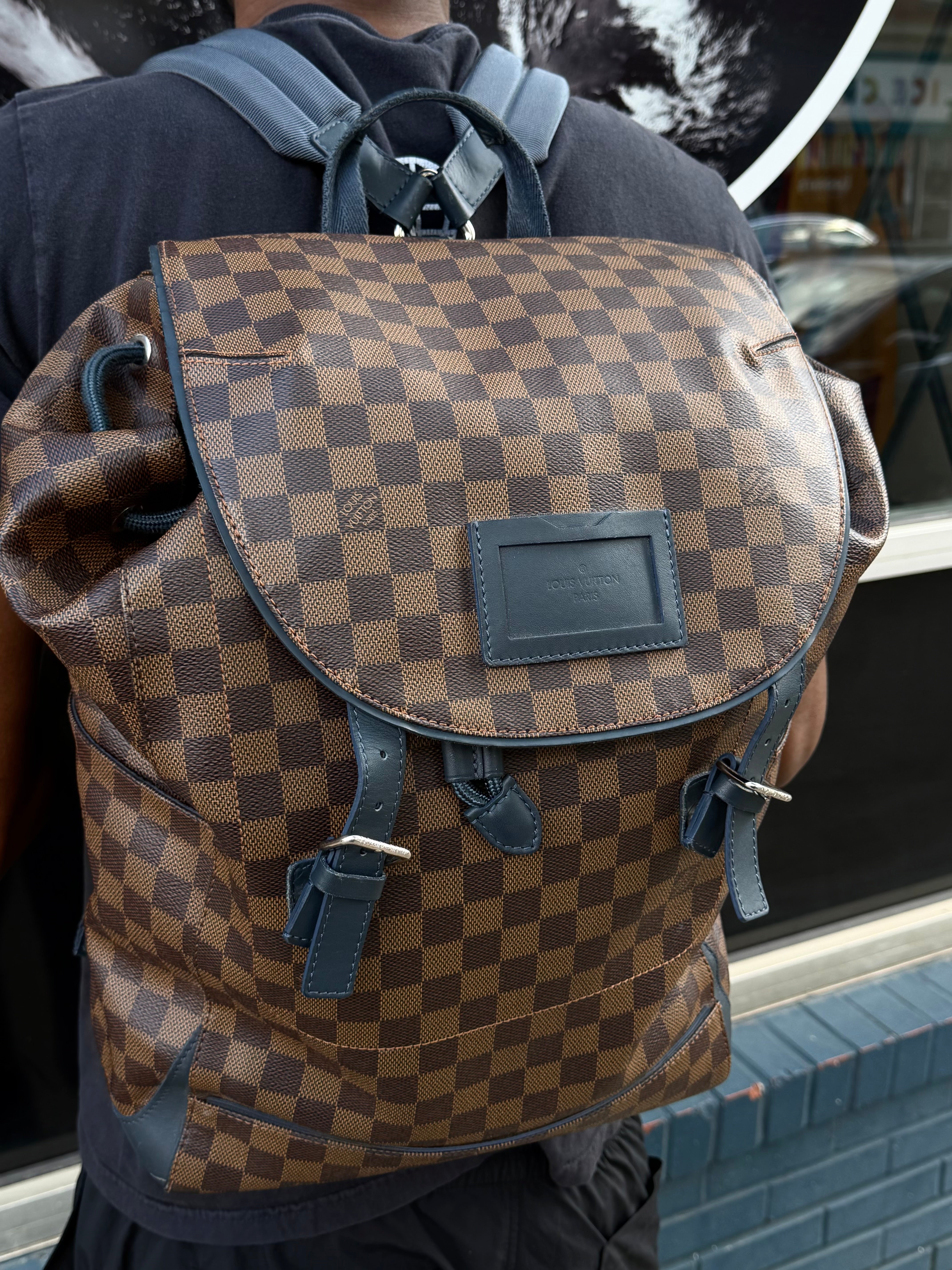 damier ebene louis vuitton backpack Pre Loved Runner #DD0559-010 Aldo Black Elegant Backpack House trunks adds a Size:Crappie Bundle