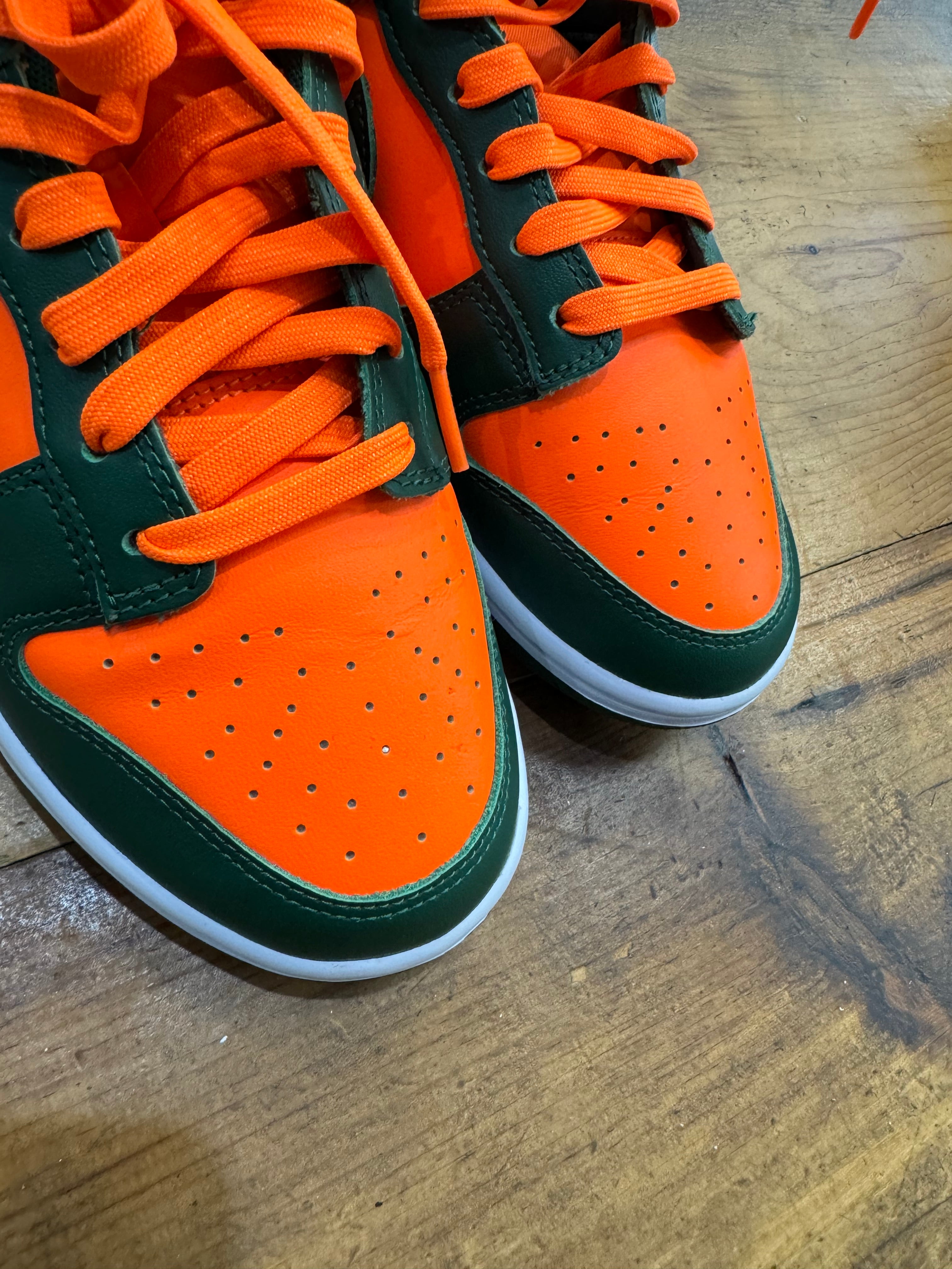 Nike Dunk Low “Miami Hurricanes” Size 9.5