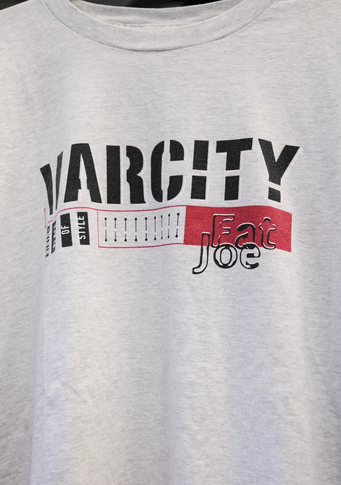 ‘00s fat Joe “Varcity” Rap Tee